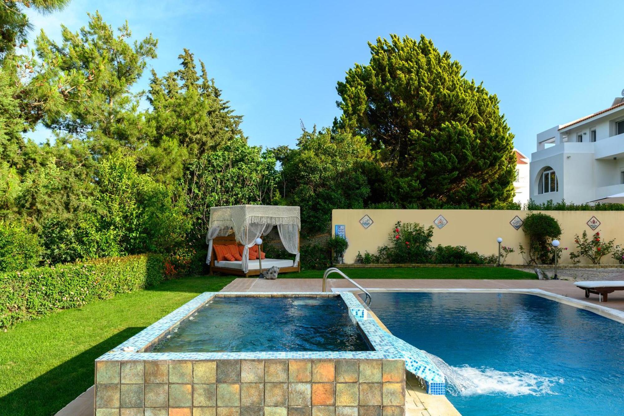 Kallithea Breeze Luxury *